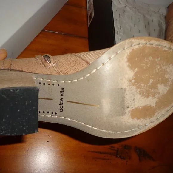 FIRM Dolce Vita Yuri Bootie in Box 6M Perforated Nubuck Zip Closure Natural - Picture 6 of 14